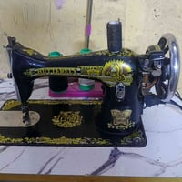 مكينه خياطة فراشة السعر80وبهة مجال 07706325107