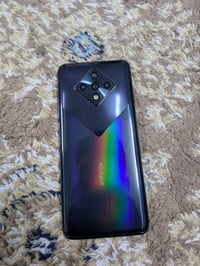 انفنكس زيرو ٨ • ١٢٨ جيجا • شاشة اولد ١٢٠ هرتز