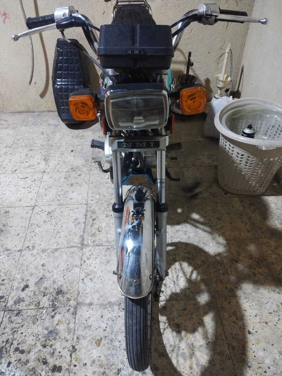 سلام عليكم دراجة نامة شلامجة مديل ٢٣ أوراق مكان دور الشرطة شارع ٣٠ سعر مليون هاتف ***********
