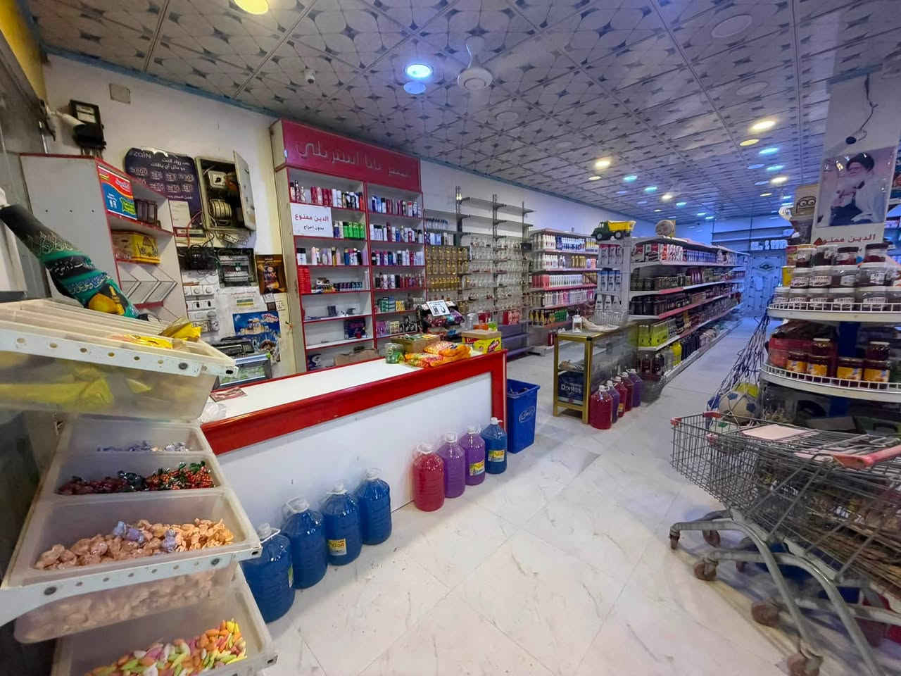 محل الايجار + محتوياته محل جاهز بس نقص مسواك النجف شارع المطار القديم/ ***********
