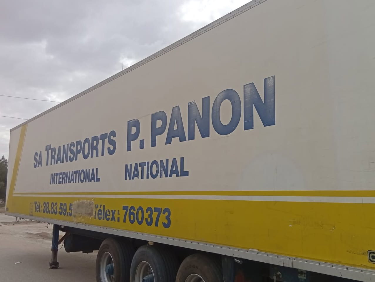 السلام عليكم للبيع براد شيرو ارتفاع 253 السعر 50 وبي مجال بسيط  *********** مكان حله
