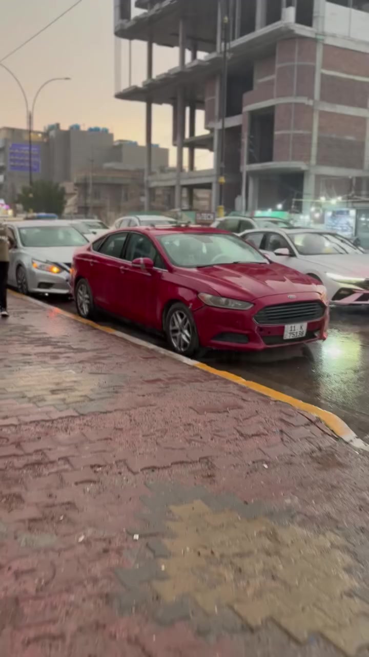 فورد فيوجن ٢٠١٤
السيارة كير ومكينة بشرط سيارة بيت بيها ضربة بجاملغ ولباب الوردة مصلحة سيارة وبيها جراد بيهها نواقص بسيطة السيارة خير من الله باسمي سنوية ٢٨ رقم الجديد بغداد بعافية على الياخذها مكانها بغدادصليخ 
سعر السيارة ٨٥ وبيها مجال للطيبين 
للتواصل ***********
