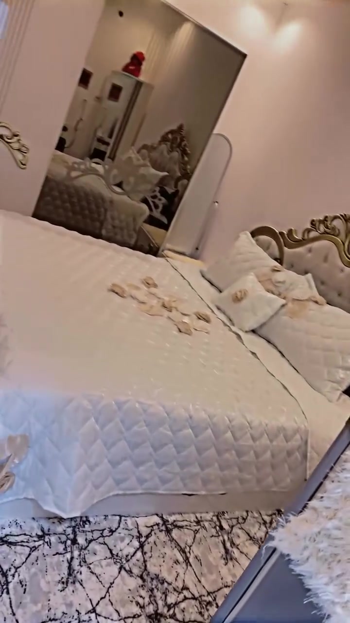 غرفه نوم تركيه ٧قطع البيع نضيفه السعر ٦٠٠


**إذا كنت صاحب هذا الإعلان وتريد حذفه لأي سبب، رجاءا أرسل رسالة إلى الدعم الفني**