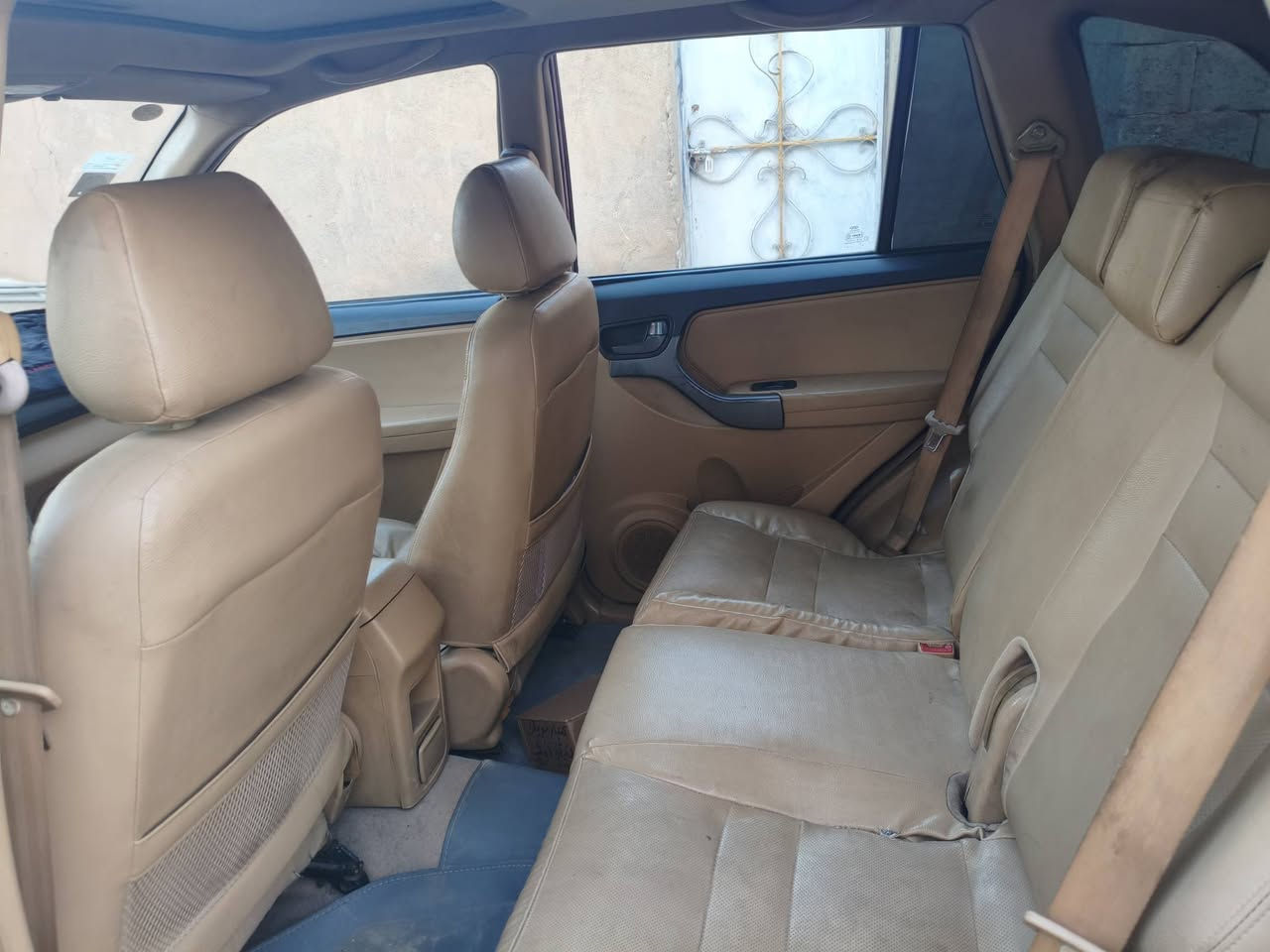 تيكو موديل 2013
سيارة بأسمي رقم صلاح الدين تحويل مباشر ثاني يوم 
سيارة نضيفه 
تبريد ثلج 
تخم تاير 
باتري جديد 
جامة امامية جديدة 
كير  ومحرك بوضع جيد 
صدر نضيف 

السعر 53 $ وبيها محال
للاستفسار رقم موبايل ***********---***********
ومتواجد واتساب اي استفسار اني حاضر
مكاني صلاح الدين تكريت
