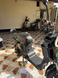 دراجه شحن R9للبيع سعره400وبيه مجال شي قليل بطاريات كبار بحالة الوكاله ...