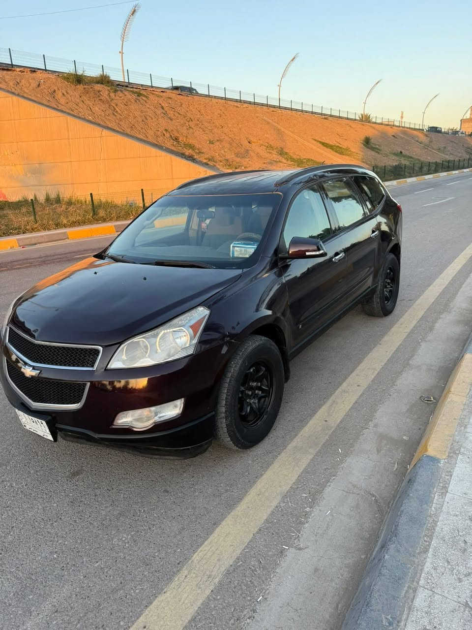 شوفر ترفلز٢٠٠٩ سيارة گير ومكينة مكفولات  رقم السيارة ديالى سيارة ٧ راكب كاملة أي نقص مابيها مكان السيارة ديالى بعقوبة السعر ٧٥ وبيها مجال
***********
