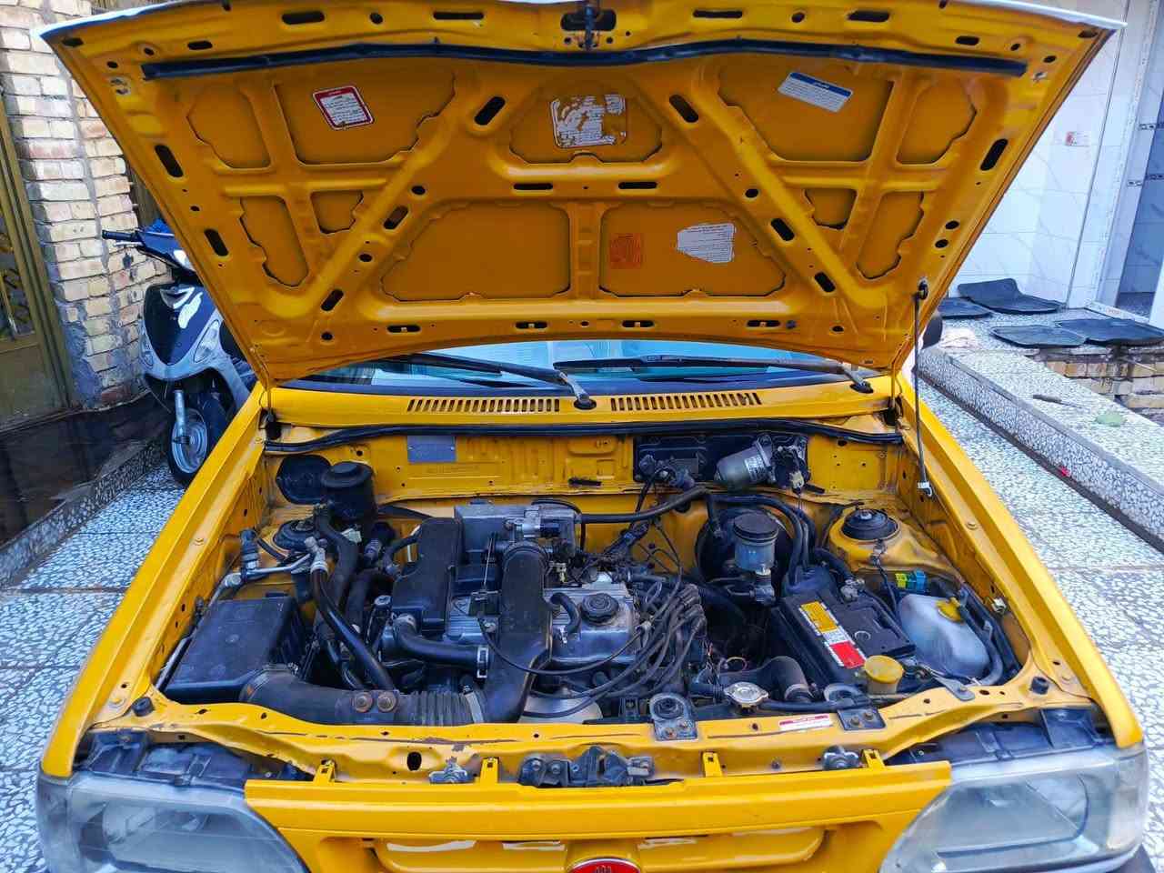 السلام عليكم سايبه للبيع مديل 2011 بغداد بسمي مصفره هيئه وغرامات العنوان بغداد الرشاد -/السعر ٢٩وبيهه حك الجيه(***********٣)
