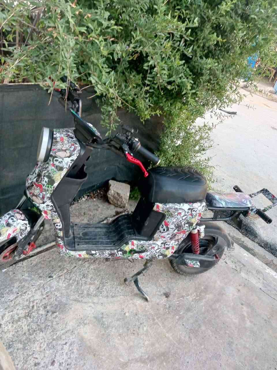 السلام عليكم R9متعوب علي دراجه مرتبه ونضيفه راصطه تفصال وشم الجوكر المميز سعرو 400وبي مجال حك جيتك دراجه شرط رقمي ***********واتساب
