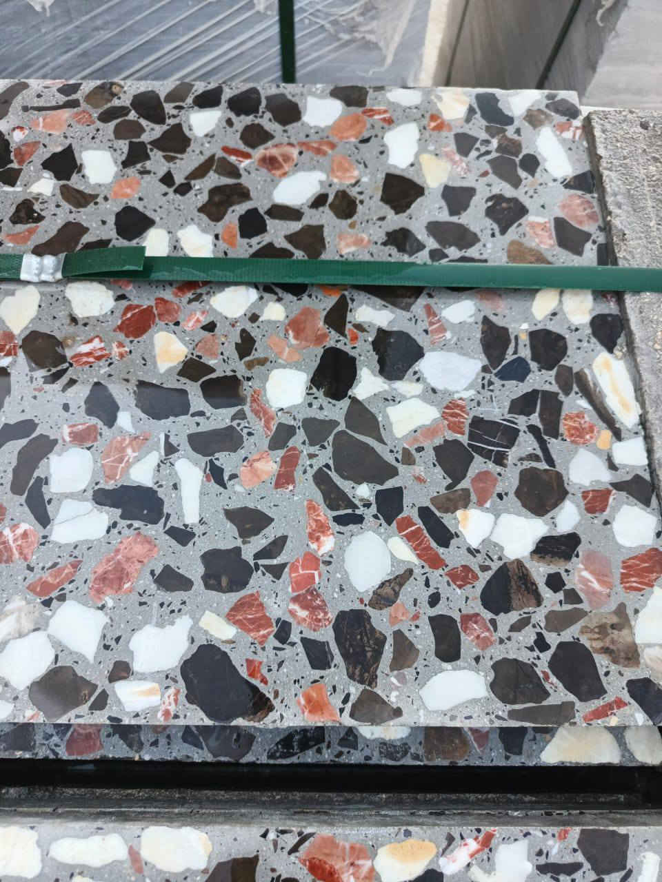 #سلام #عليكم
#الراضي #للكاشي #ولمرمر
شجع المنتج لوطني 
 كاشي عراقي باحدث المكابس اوتماتيك  40×40 
وباحدث الجلايات. وناجح 😮
      بل فحص المختبري بأمتياز💡
الرمل مغسول خالي من الاملاح
الحجر مغسول خالي من الشواءب🔍
اسمنت عالي 🖤الجودة خاضع للسيطره النوعيه
ماحلو خالي من الاملاح اساله
ملاحضه نعلن اعن لتزامن الأرضيات كرسته وعمل
كاشي عراقي لموزايك سعر لمتر  مع التوصيل٧٥٠٠💵
كاشي عراقي مطعم بل مرمر سعر 💴11ونص الف   👉🏻المتر مع التوصيل🫴🏻. اتصل  اسعار جوه  السوك😉 ومواد بناء وسراميك وبورسلين

👈 يوجد لدينا اشتايكر 60×40
👈 يوجد لدينا اشتايكر 80×80
👈 يوجد لدينا سنادين مساطب🪑
👈 يوجد لدينا سواقي 
👈 يوجد لدينا بآيات تعليك
👈يوجد لدينا مقرنص 
👈يوجد لدينا حجر
👈يوجد لدينا إزاره
👈 يوجد لدينا رصيف
👈 يوجد لدينا زفت
👈 يوجد لدينا الاين حدائق
👈 يوجد لدينا ثرمستون

مستعدون لتجهيز المشاريع الحكومية والأهلية 
للحجز والاستفسار اتصل على الرقم☎️☎️
 ***********  وستاب
 
*********** وستاب

***********وستاب
#يارزاق #يارزاق
