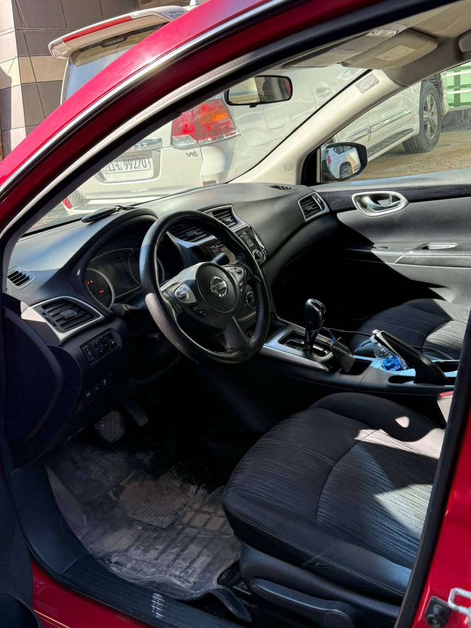 السلام عليكم سنتره 2018. وارد امريكي حادث واضح ب الصوره بسيط بدون دواخل بدون وايرباك  البنيد نفسه راجع وكو بارد قليل جاملغ الخلفي مال حادث نفسه رقم بغداد باسمي ماشيه 95 رقم الهاتف***********
السعر 118 بيهه مجال
