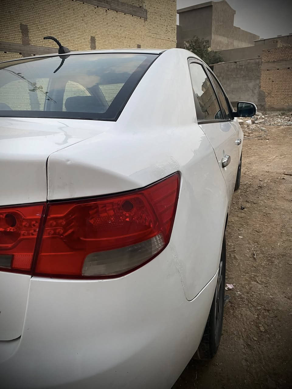 سيراتو خليجي 2011
رقم بغداد
بيه قطعتين جاملغ عكس السايق وبنيد

كير ومحرك خير من الله

للاستفسار/***********

السعر /88

العنوان/بابل/الاسكندريه
