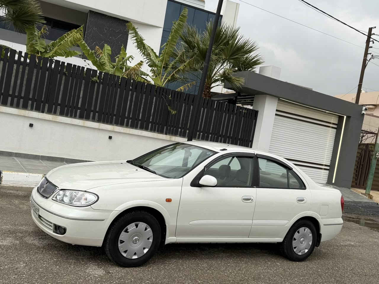 نيسان صني ياباني للبيع 2009 
شرط كير محرك مامفتوحه صدر امامي خلفي جاهزها اربعه تايرات جددت سنويه وارقام جددت بيها شبر صبغ بل بونيد وباقي كفاله عامه سعر 113
***********
