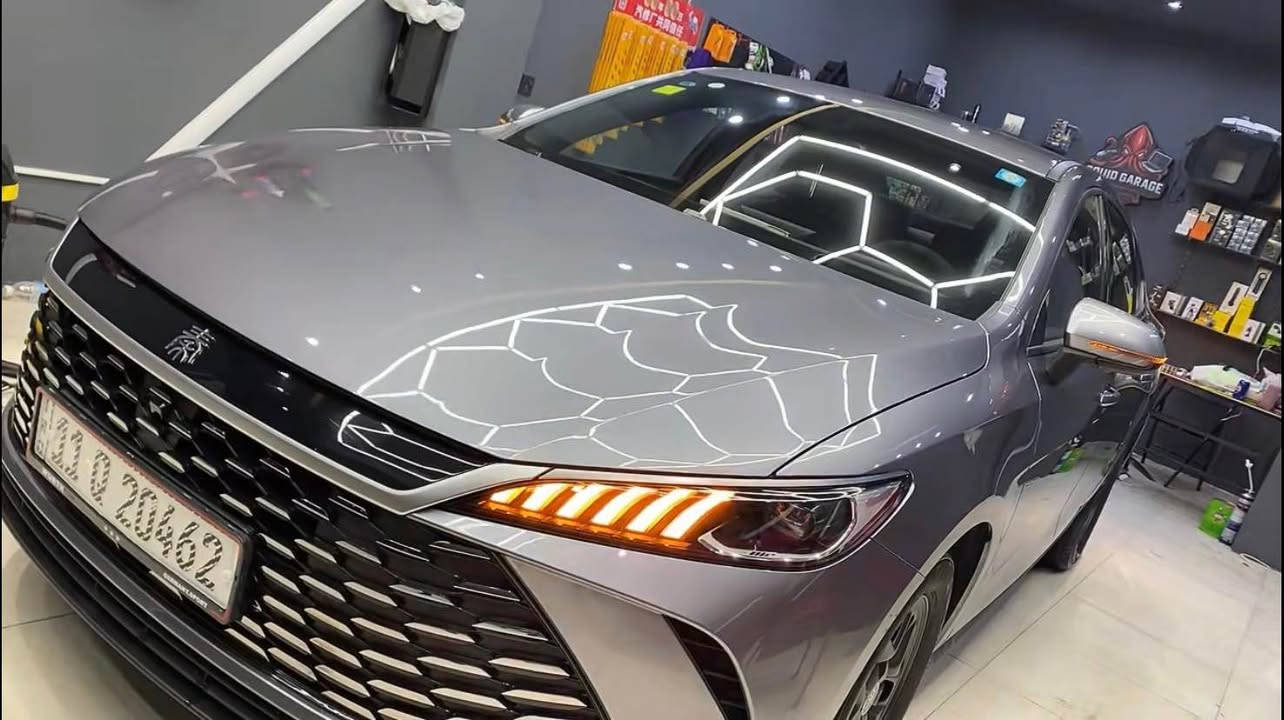 كن بلاص 2025 لون رصاصي و داخل زيتوني مواصفات البي واي دي المعروفه شاشه و كامره دواره ر صمه و حساسات وتشغيل عن بعد غراضها كامله شاحنه و كارت
السياره ماشيه 4900km الكلي و على الهايبرد ماشيه اقل من 1000km
سياره نضيفه و اخت الزيرو مرقمه بغداد
*********** واتساب او اتصال
عنوان السياره بغداد السيديه بغداد, العراق
