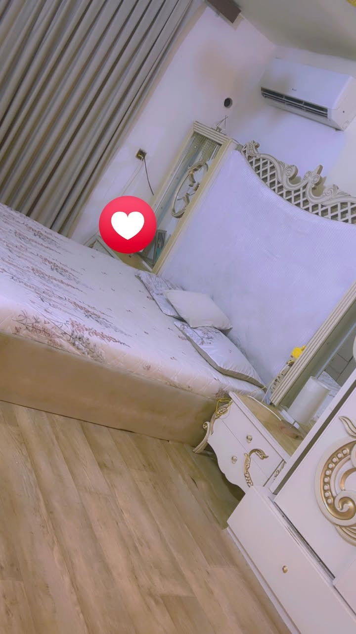 غرفة  مستعملة للبيع   سعر ٣٠٠ الف بيهة مجال  بيهة كصة بتاج الجرباية


**إذا كنت صاحب هذا الإعلان وتريد حذفه لأي سبب، رجاءا أرسل رسالة إلى الدعم الفني**