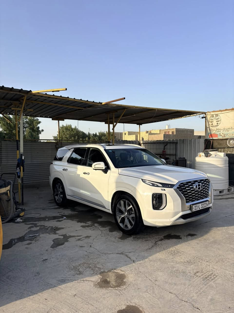 هيونداي بالسايد “ لمتدد اعلى فئه
موديل22

حادثها تبديل بنيد فقط نفس ألون بدون صبغ كلها ليبل واحد 

 لايت ثلاثة عدسات

ماشية 30mil

 حجم المكينة 6 سلندر 3800 

‏‎. رادارت خلفية وجانبية

‏‎.فتحة سقف + بانوراما

‏‎.داخل اسود  

خزن وضعيتين مع تدفئة وتبريد المقاعد الامامية والخلفية

‏‎. ٤ وضعيات قيادة 

‏‎. قراءة خطوط السير 

‏‎صندوق كهرباء 

‏‎٣ قطع تبريد

‏‎حساسات أمامية وخلفية

‏‎دشبول شاشة ديجتل

‏‎دخول بصمة ذكي

‏‎سايد بريك كهربائي 

‏‎أوتو هولد + نقطة عمياء

‏‎. شاحن لاسلكي

‏‎. مثبت سرعة

‏‎. مرايا جانبية هيتر + تعتيم

‏‎. بدلات التغير السرع شفتات على المقود

‏‎. حساسات نقطة عمياء + مساعدة تغيير المسار

‏‎. نظام الثبات الالكتروني

‏‎نظام التحكم بالفرامل

داتشو 

‏‎نظام التحكم بالفرامل على المنعطفات

‏‎نظام حساس ضغط الاطارات 

‏‎نظام تحذير من الاصدام

‏‎نظام مكابح طوارئ

‏‎. نظام الصوتي سستم من هارمن كاردن 

. اربع وضعيات تحكم سبورت وايكو 

‏‎والعديد من المواصفات 

 مكاني بابل 
***********7
***********
