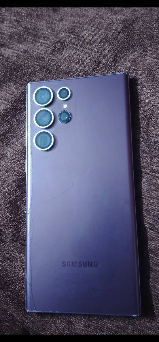 السلام عليكم موبايل اكس 9 سعره 200 نوت 22 سعره 500 مكاني الفلوجه حي نزال للتواصل /*********** /***********
