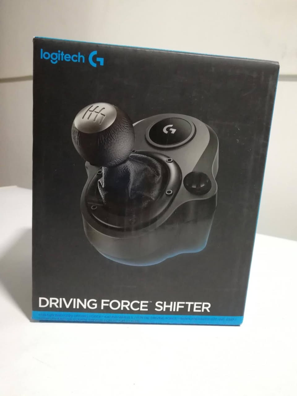 متوفر للبيع دركسون لسياقة السيارات يمكن ربطه على الكمبيوتر او على Xbox

اسم الجهاز Logitech G920
ويوجد أيضاً جهاز اضافي وهو الگير ويباع لوحده بسعر يختلف عن الدركسون

المواصفات:
Dual motor:يوفر ميزة الشعور بالواقعية مثلا بالانعطافات أو الوزن او حتى حسب الطريق الي تمشي عليه السيارة

جودة التصنيع حيث أن الدركسون يتكون من جلد و المعدن والستيل والبلاستيك المقوى موزعة على جميع أنحاء الجهاز حيث يعطي شعور انه دركسون حقيقي

صفة مميزة في هذا الأصدار من الجهاز وهو مانع الاهتزاز الذي يعتبر مزعج جدا لأي لاعب

الدواسات فيها ثبات ومقاومة واقعية مثل السيارات الحقيقية

طريقة التركيب جدا جدا سهلة كما أن الجهاز عند التركيب يكون ثابت جدا سواء من ناحية الدركسون أو الدواسات أو حتى الگير

للتواصل على الواتساب من الرقم التالي:

***********

للتأكيد يمكن بيع القطعتين معا أو كل قطعة على حدى
