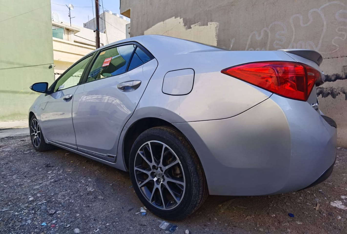 كورلا2017 se+plus
فول1/1
⚜️فتحه 
⚜️بصمه 
⚜️شفتات ستيرن
⚜️ كشن جلد ومخمل
⚜️ 3وضعيات قيادة ( نورمال"eco"sport ) 
⚜️ شاشة وكامره خلفية
⚜️نظام رادار تنبيه اصطدام
⚜️مثبت سرعة
Full Options
باقي مواصفات معروفة
بونيد مبدل چاملغات مصبوغه
محرك فقط كازكيت مبدل لا صرف لا بخار بشرط
دفتر بانزين موجود 
سيارة كامل ما تحتاج دينار مصرف 
ماشيه 160 
سعره 146 مكان كركوك


**إذا كنت صاحب هذا الإعلان وتريد حذفه لأي سبب، رجاءا أرسل رسالة إلى الدعم الفني**