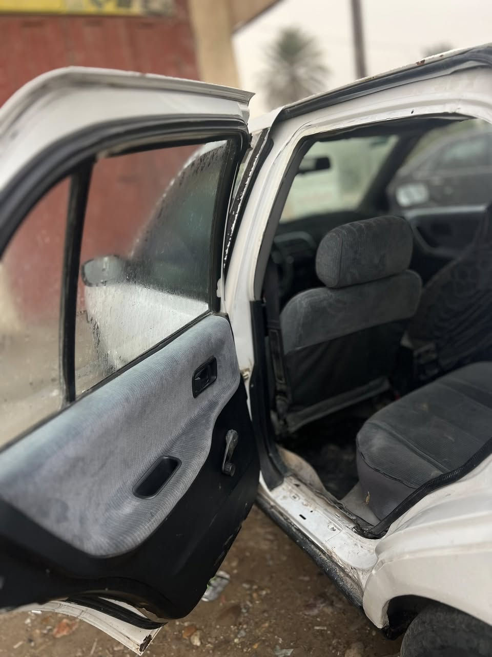 السلام عليكم نيسان سني  موديل 92  محرك 1600 المرغوب كير محرك شرط  رقم ديالى الماني حائز ثالث   تخم تاير كهربائيات شغالة غرفتها جديدة  سياره حلوه وكاعده السعر 25 وبيها مجال ويرهم مراوس حسب القناعة 
مكان السياره صلاح الدين الضلوعيه
***********
