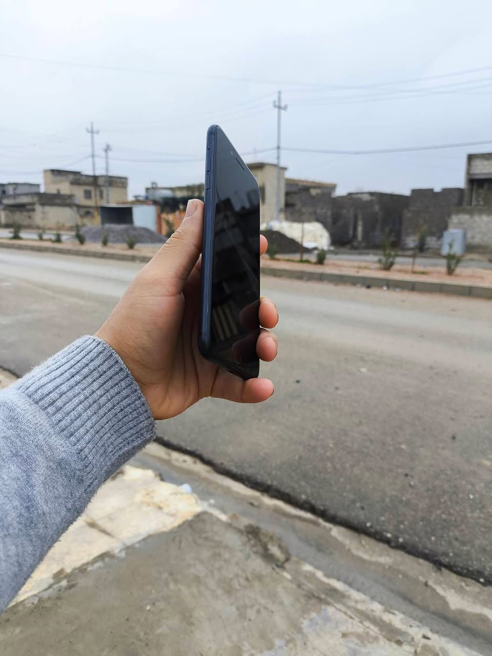 السلام عليكم

ايفون 7/بلص

ذاكره 128 

بطارية 🔋 100 مبدله 

شاشه بلادي

بصمة شغال 

جهاز تجي تفحص وتاخذه 

سعر 100 وبي مجال بسيط 

نظافة لجهاز كدام العين 

توصل واتساب 

***********
ايسر حي الوحده
