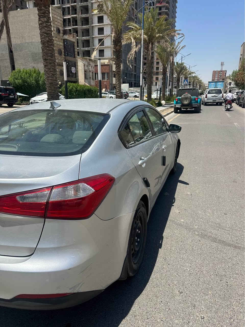 فورتي 15
بغداد بأسمي بيه قطع صبغ سونار مرفق ويا منشور 
دواخل صاج حداديه امامي خلفي جديد 
محرك مفتوح  كير كيس مفتوح فقط 
سعر ٨٩ وبيه مجال 
مكاني بغداد دوره 
*********** بغداد, العراق
