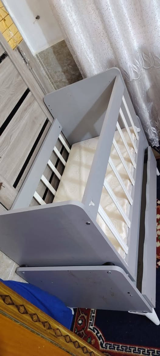 للبيع🔊 كاروك  طفل هزاز بسعر ٤٥ الف) وبيه مجال ولايوجد توصيل  ونتساهل بالاسعار  الشراي  فقط يتصل على الرقم  ***********
