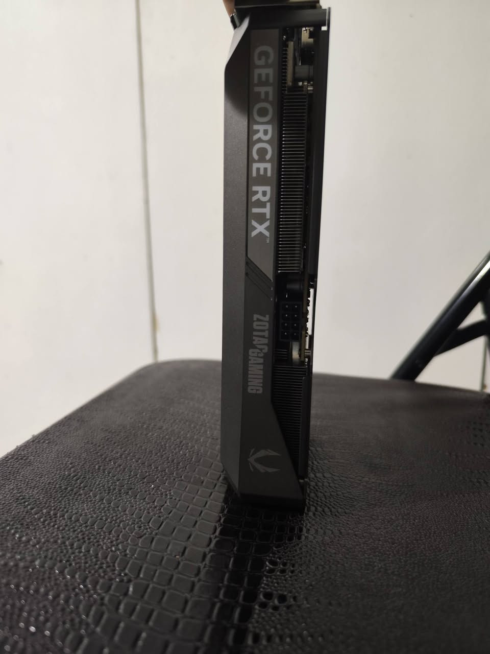 5060TI 16GB ZOTAC GAMING TWIN EDGE
ضمان 5 سنوات 
مستخدم اقل شهر حرارة 62° ربع ساعة ضغط عل 2k
خلي سعرك ونتفق 
توصيل فقط بغداد : ***********
