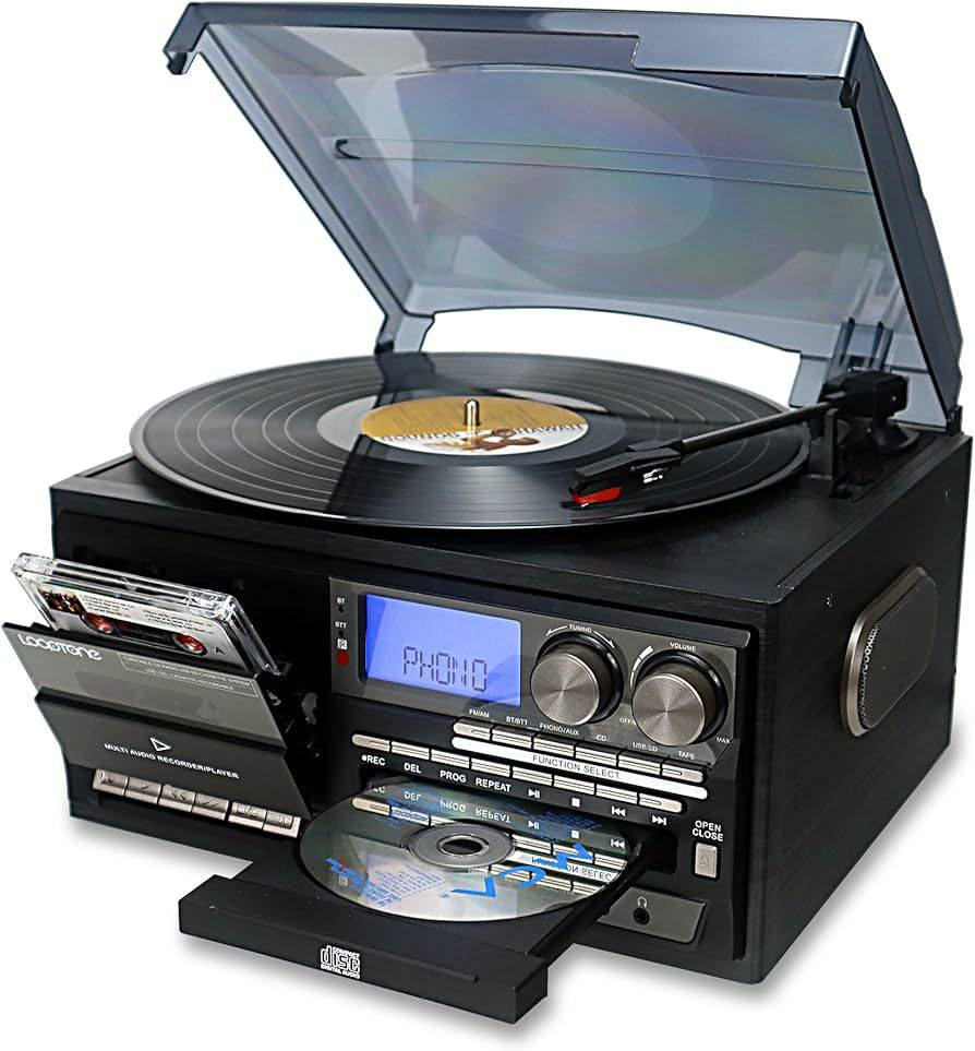 الجهاز هو نظام موسيقي متعدد الاستخدامات يحمل العلامة التجارية Jopostar. 
متعدد الوظائف: يشتمل على مشغل أسطوانات فينيل بثلاث سرعات، ومشغل أقراص مضغوطة (CD)، ومشغل أشرطة كاسيت. 
الاتصال اللاسلكي: يدعم تقنية البلوتوث لتشغيل الموسيقى من الهواتف الذكية أو الأجهزة الأخرى. 
الوسائط الرقمية: يحتوي على منفذ USB وفتحة لبطاقة SD لتشغيل الملفات الرقمية وتسجيل الموسيقى. 
راديو مدمج: يأتي مع موالف راديو AM/FM للاستماع إلى البث المباشر.


**إذا كنت صاحب هذا الإعلان وتريد حذفه لأي سبب، رجاءا أرسل رسالة إلى الدعم الفني**