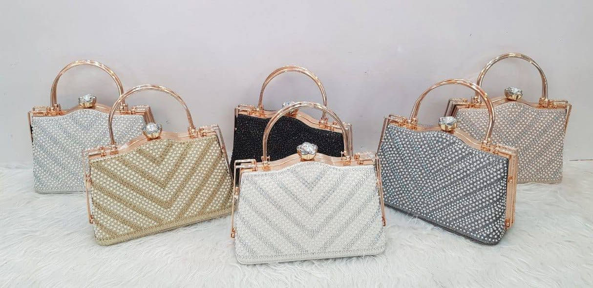 وصلنا عروضات خاص في مجمع الأميرات فرع الثاني حي النور مقابيل الفصول الاربعة يوم الاثنين لاتنسون تعليقات وا مشاركات حتى تربحون هدايا مقدمه من مجمع الأميرات


**إذا كنت صاحب هذا الإعلان وتريد حذفه لأي سبب، رجاءا أرسل رسالة إلى الدعم الفني**