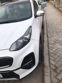 كيا سبورتج موديل ٢١ جيتي لاين بيه بارد بصيط والباقي مكفوله  ماشيه ٦٤ م...