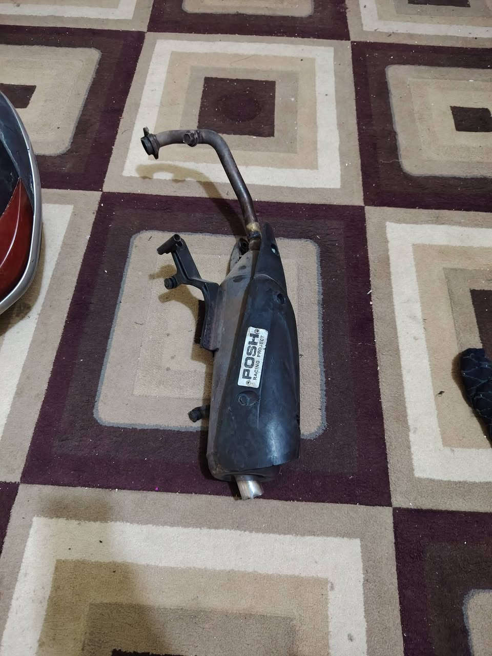 سلام عليكم صالنصه اصلي بيه زرف واحد اريدها 40 الف جنطه مال سلفر قفلها 60 مال حاويه كفر بوليس مصبوغ بس اصلي وليطه مالته كلهن موجوده  تكدر تصبغه بس ارجع وكول اصلي اريده 50 العلوان بغداد مدينة الصدر.....  ***********.... بي واتساب
