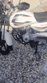 السلام عليكم دراجه بوكسر كلاسك موديل 2023 ماشيه 9الاف حقيقي دراجه زيرو نضيفه خير من الله مكفوله كفاله عامه السعر 2600وبيهة مجال مكاني بغداد جسر ديالى رقم الهاتف *********** مرقمه بغداد بأسمي تحويل ثاني يوم
