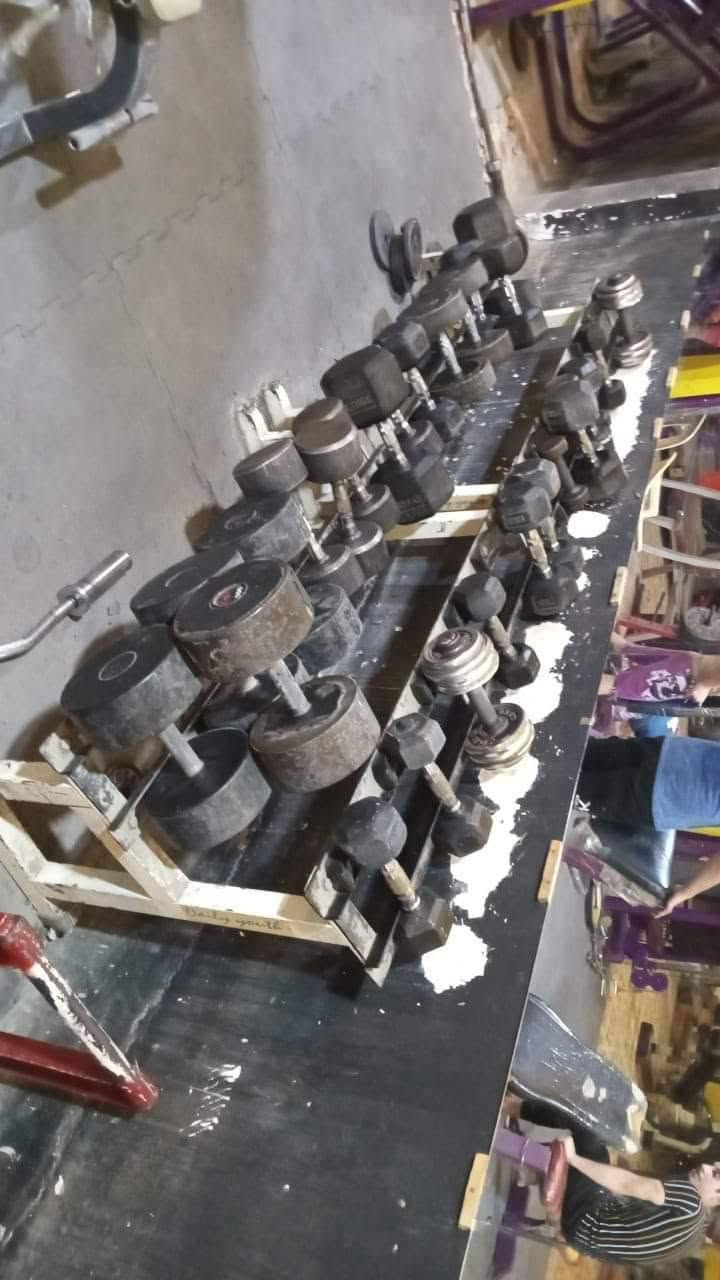 السعر كل القائمة ب 3 ملايين فقط
العنوان كربلاء حي الغدير 

واتس اب *********** 

متقابل دليوث 

سحب بكرة من الاعلى 

لك بريس 

هاك باك 

قفص دبني

عقلة + برليت

سحب زاوية

مصطبة اعلى مع الشفت 

مصطبة اسفل مع الشفت

مصطبة مستوي مع الشفت

مصاطب معدة عدد ٣

حمالة اوزان عدد ٣

دمبلصات ٤٠٠ كيلو تقريبا 

اقراص ٧٠٠ كيلو تقريبا 

سيت قبضات كامل 

نواعم احرى
