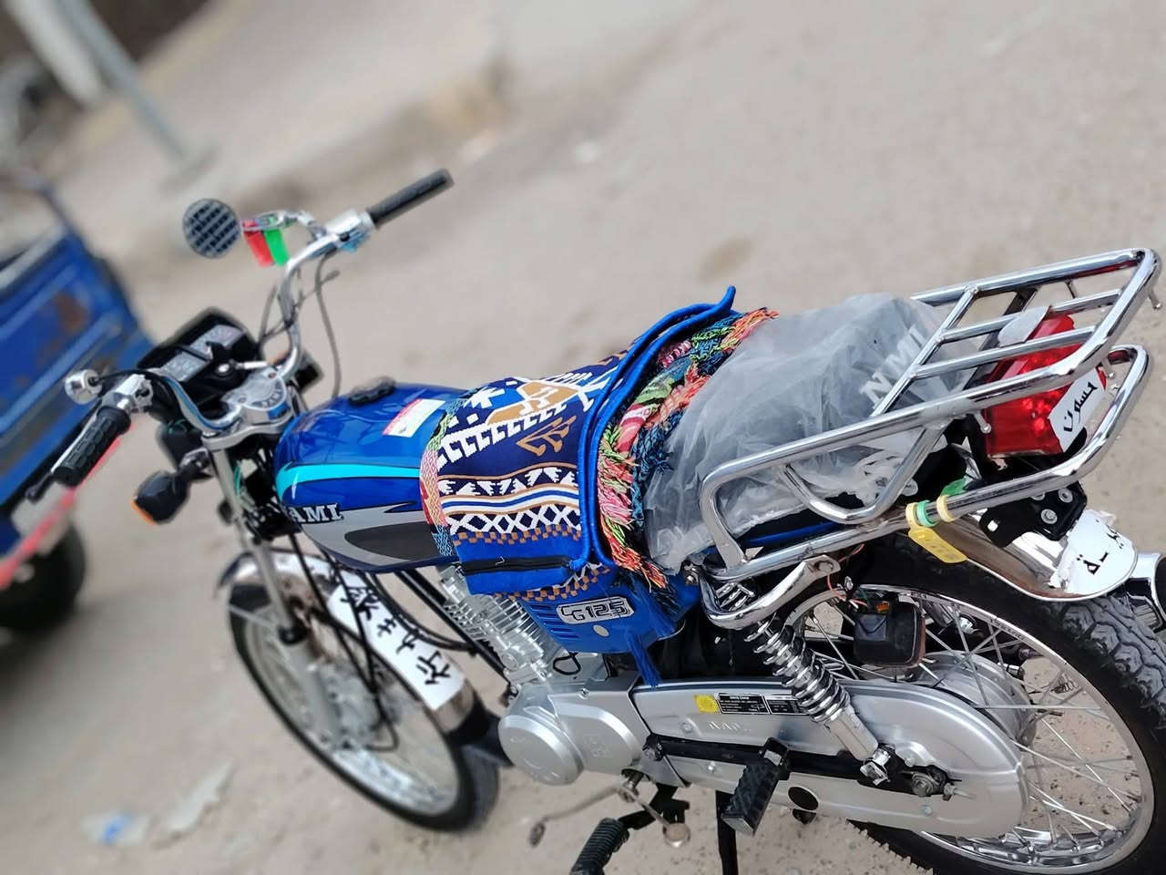 سلام عليكم دراجه تعمير شاصي 20
تعمير جديد اوراق سكنر  سعر 700  وبيه مجال


**إذا كنت صاحب هذا الإعلان وتريد حذفه لأي سبب، رجاءا أرسل رسالة إلى الدعم الفني**