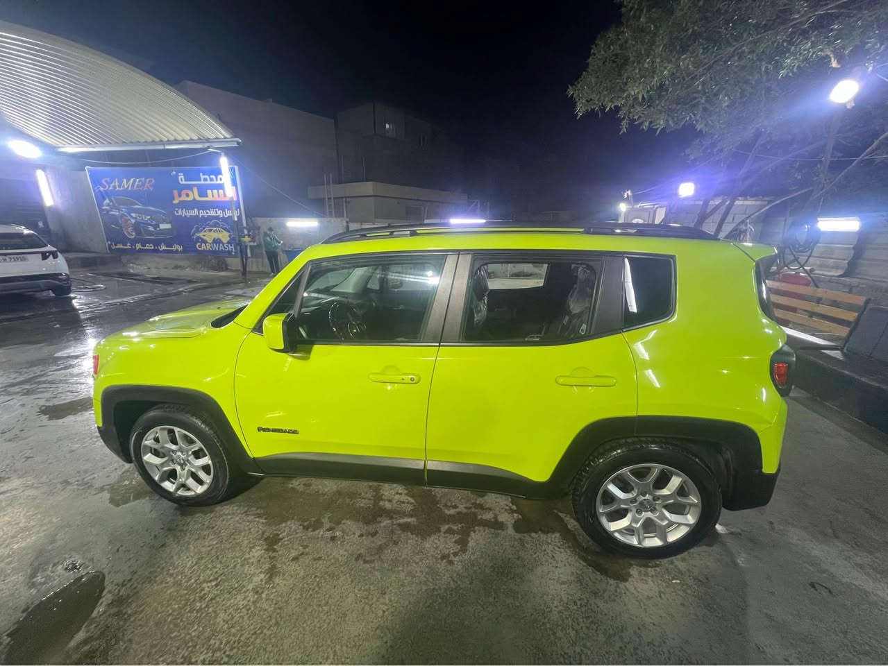 السلام عليكم اخواني الاعزاء جيب رنكيد للبيع او المراوس موديل ٢٠١٧ 
سياره جديده كير مكينه صدر تبريد مكفولات صبغ جاملغ امامي وجاملف خلفي بدون دواخل رقم اربيل باسمي تحويل وكاله مضمونه للاستفسار ***********مكاني بغداد البنوك بغداد, العراق
