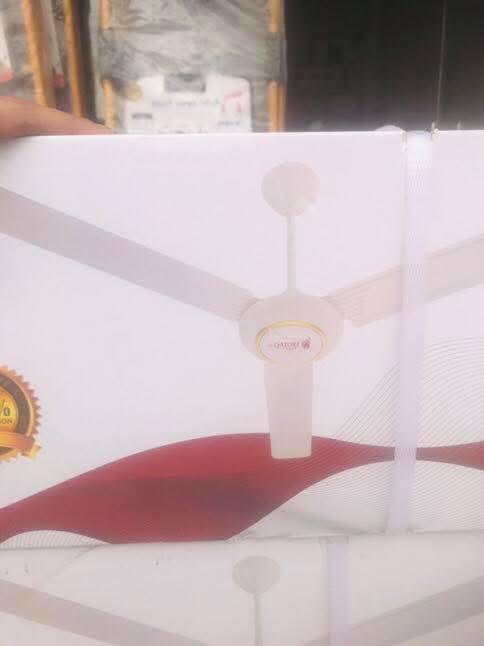 وينهم الي يدورون تحفيات 

هاي التحفة وصلتني اليوم والكمية قليلة جداً 

مروحة القطرية نحاس ١٠٠٪؜ ضمان من تاريخ الاستلام ٣ سنوات 

يوصلك مع الكارتون باركود معلومات بي تفاصيل الاستلام والضمان

سعر الكارتون 95000  شامل اجور التوصيل 

تعبئة الكارتون ٣ مراوح 

يوجد توصيل سريع جميع المحافظات

للحجز والاستفسار 

***********
