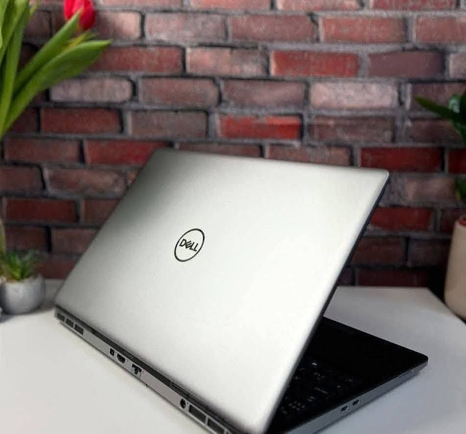 أقوي أداء في فئة الـ Workstation بمعايير عالمية 🧠🎮
𝐃𝐞𝐥𝐥 𝐏𝐫𝐞𝐜𝐢𝐬𝐢𝐨𝐧 𝟕𝟓𝟔𝟎 | 𝐑𝐓𝐗 𝐀𝟐𝟎𝟎𝟎 𝟒𝐆𝐁 
⚙️ المواصفات الأساسية:
✅ المعالج: Intel® Core™ i7-11850H – الجيل الـ 11
أداء احترافي ثابت حتى مع أقصى ضغط ⚡
✅ الرامات: 16GB DDR4
تعدد مهام سلس بدون تهنيج
✅ التخزين: 512GB SSD NVME
سرعات قراءة وكتابة فائقة 🚀
✅ كارت الشاشة: NVIDIA RTX A2000 – 4GB GDDR6
واحد من أقوى كروت الـ Workstation
مثالي للبرامج الهندسية، الجرافيك، الريندر، والـ Gaming بأداء عالي جدًا 🎮
🖥️ شاشة 15.6” FHD
❄️ تبريد قوي بمروحتين لأعلى أداء ثابت
 🔋 بطارية قوية وأصلية + شاحن أصلي
مُجهز لأعمال الجرافيك – الريندر – البرامج الهندسية – الـ AI – الجيمينج
السعر حكايه 🔥🔥
----------------------------------------------------------------
للتواصل 
العنوان / منوف _ شارع مصرية بالحصوة امام مدرسة الحرية.
للتواصل ت  📱/ 01065560182


**إذا كنت صاحب هذا الإعلان وتريد حذفه لأي سبب، رجاءا أرسل رسالة إلى الدعم الفني**