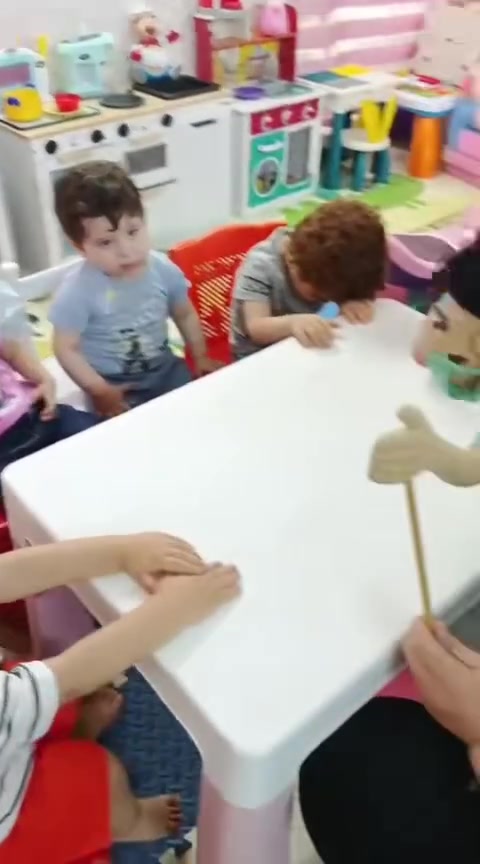 من رخصة الادمن 🌺روضة وحضانة رياحين الجامعه هاتف ***********بغداد حي الجامعه 🌸
مع انطلاق دورة السمر سكول الممتعة في روضة رياحين الجامعه الأهلية  ✨
والتي تتضمن العديد من الألعاب الترفيهية، وألعاب المونتيسوري الهادفة، وأنشطة متنوعة لتنمية مهارات الأطفال وإبداعهم 🎨🧩
كما تشمل دراسة مكثفة لجميع المراحل الابتدائية ومنهج الكامبرج بإشراف المس المحترمة المختصة في هذا المجال بكل حب واهتمام 🌟📚
فضلاً منكم دعمنا بالتفاعل ومشاركة المنشورات ليصل الخير والفائدة للجميع 🤍
مع خالص الشكر والتقدير لكم جميعاً 🩷
