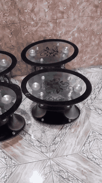 طاولات للبيع شراي يتصل على هذا الرقم*********** السعر 85
