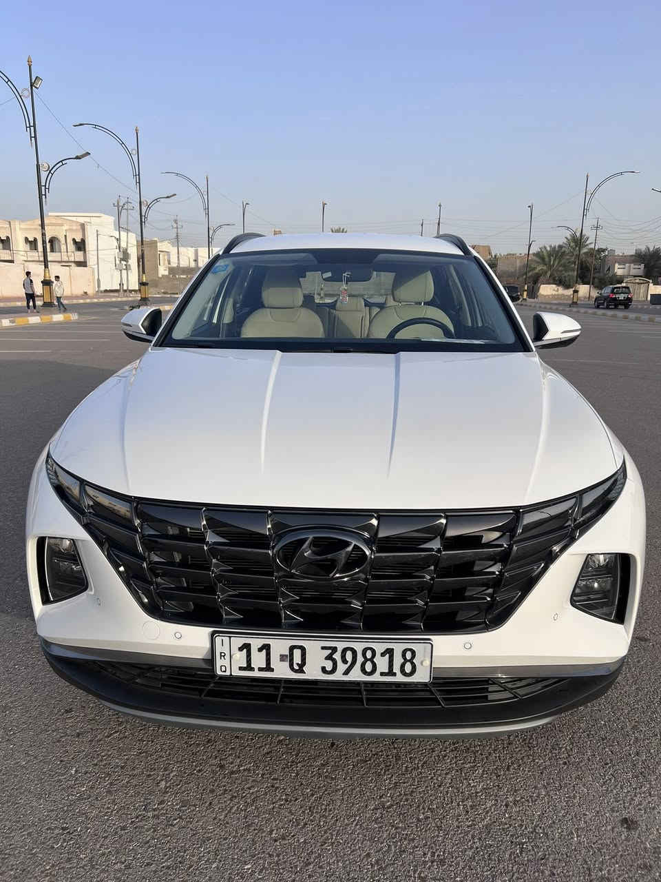 توسان 2024 خليجي مكفولة كفالة عامة رقم بغداد ماشية اقل 40  بدون نواقص مثل ما موضحة بالصور والسونار ما يحتاج نكتب باقي المواصفات سيارة كاملة السعر ٢١٨ وبيها مجال للشراي المكان أنبار رمادي
***********
