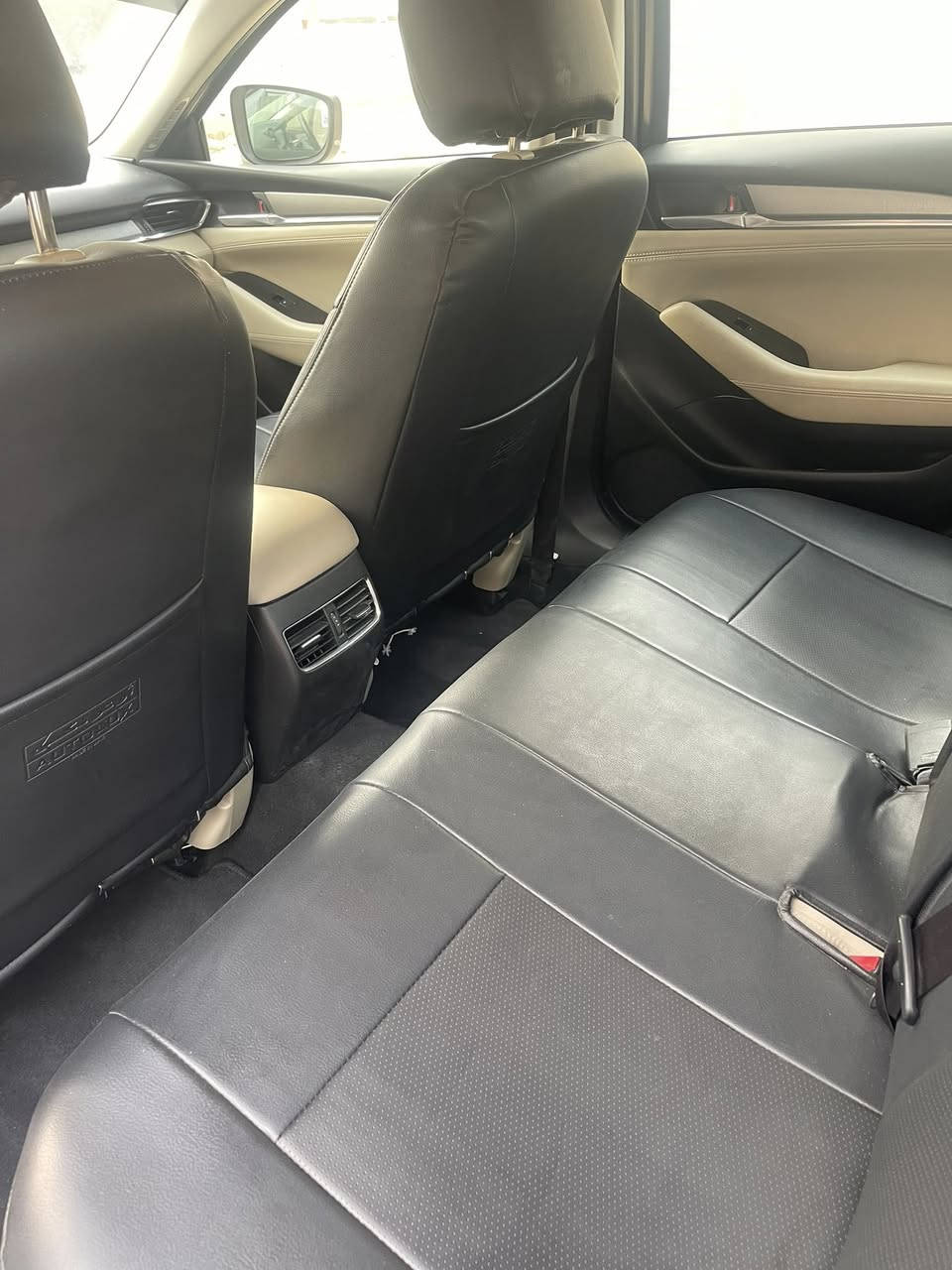 السلام عليكم سياره مازدا6ياباني خليجي 2023
4 سلندر محرك 2.5 ماشيه 32 الف سياره زيرو سياره كفاله عامه ما عده الجاملغ الخلفي صبغ فقط سياره بحالت الوكاله رقم اربيل وكاله ب اسمي
السعر 168 $
التراصل على هذا الرقم فقط ***********
