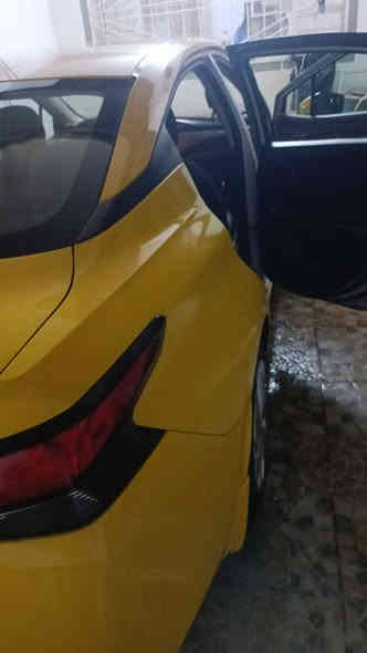 السلام عليكم 

نيسان فيرسا للبيع 2020

السياره فول مواصفات 

ضررها جاملغ معدل والبنيد مبدل 

الرقم ***********

السعر 135 وبيها مجال 

تحياتي للجميع
