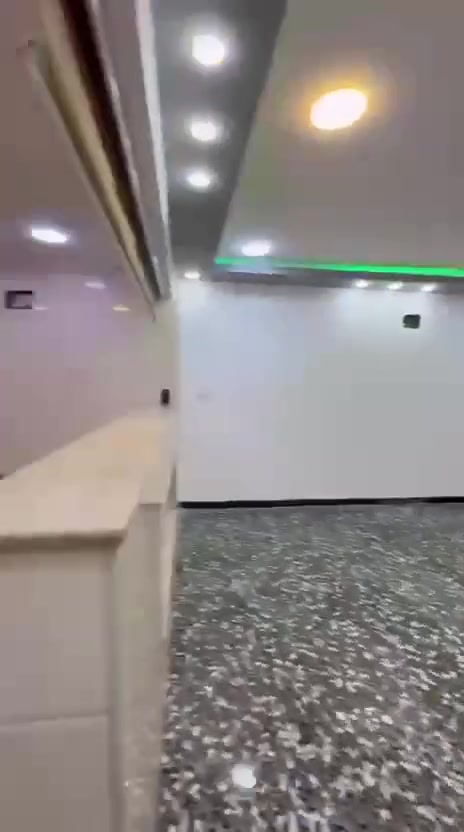 🏡 شقة فارغة للإيجار الدائمي 🌟

📍 كفاءات الغزالية – العدل الثانية – شارع مدرسة الحكمة📐 المساحة: ١٦٥ متر🏠 طابق أرضي

تتكون من:✨ ٣ غرف نوم✨ صالة مريحة وواسعة✨ مطبخ✨ حمامين

مناسبة للعوائل وفي منطقة هادئة ومخدومة 💫

📞 للاستفسار:***********
