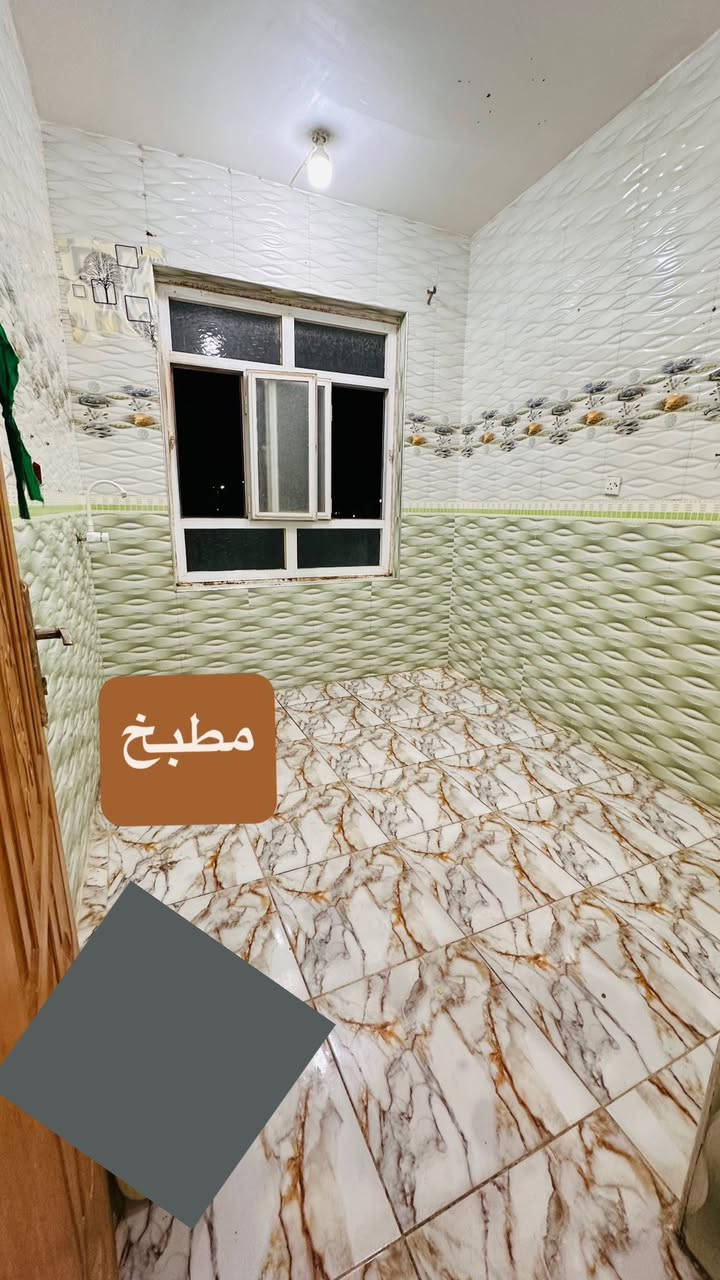 🟥  #اعلان  🟥
شقة الايجار  بناء جديد 
العنون سايدين حي الحكم مقابيل المتنزه📍

 -#تفاصيل_الشقة
صاله + مطبخ +غرفه عدد2+ صحيات  

#الاستفسار اتصال على  ‭0772 896 6444‬
مكلف بل نشر❗️
