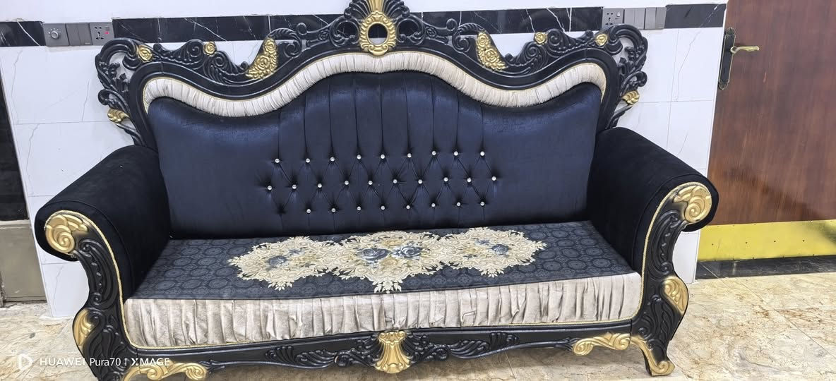 تخم ملكي 10 مقاعد شغل عراقي تزكام بدون اي ضرر بغداد سعر 475 بغداد ***********
