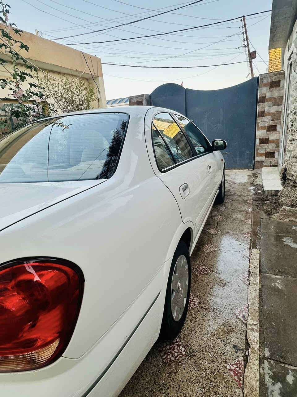 نيسان سني موديل ٢٠٠٩ رقم بابل السيارة مكفوله من كلشي عدى بارد بسيط بلجاملغ الايمن مكينه كير حداديه تبريد كله جديدة السيارة ماشيه حقيقي ١٧٦ الف لا ملعوب بيها ولا منزله مكينه قبق ابيض السيارة ع الشركه مابيها كلشي نقص 
مكانها بالديوانية السعر ((١١٥)) وبيها مجال للشراي اتصل وتدلل لا تكلي شبيها الشراي صدك يتصل 

***********
***********
