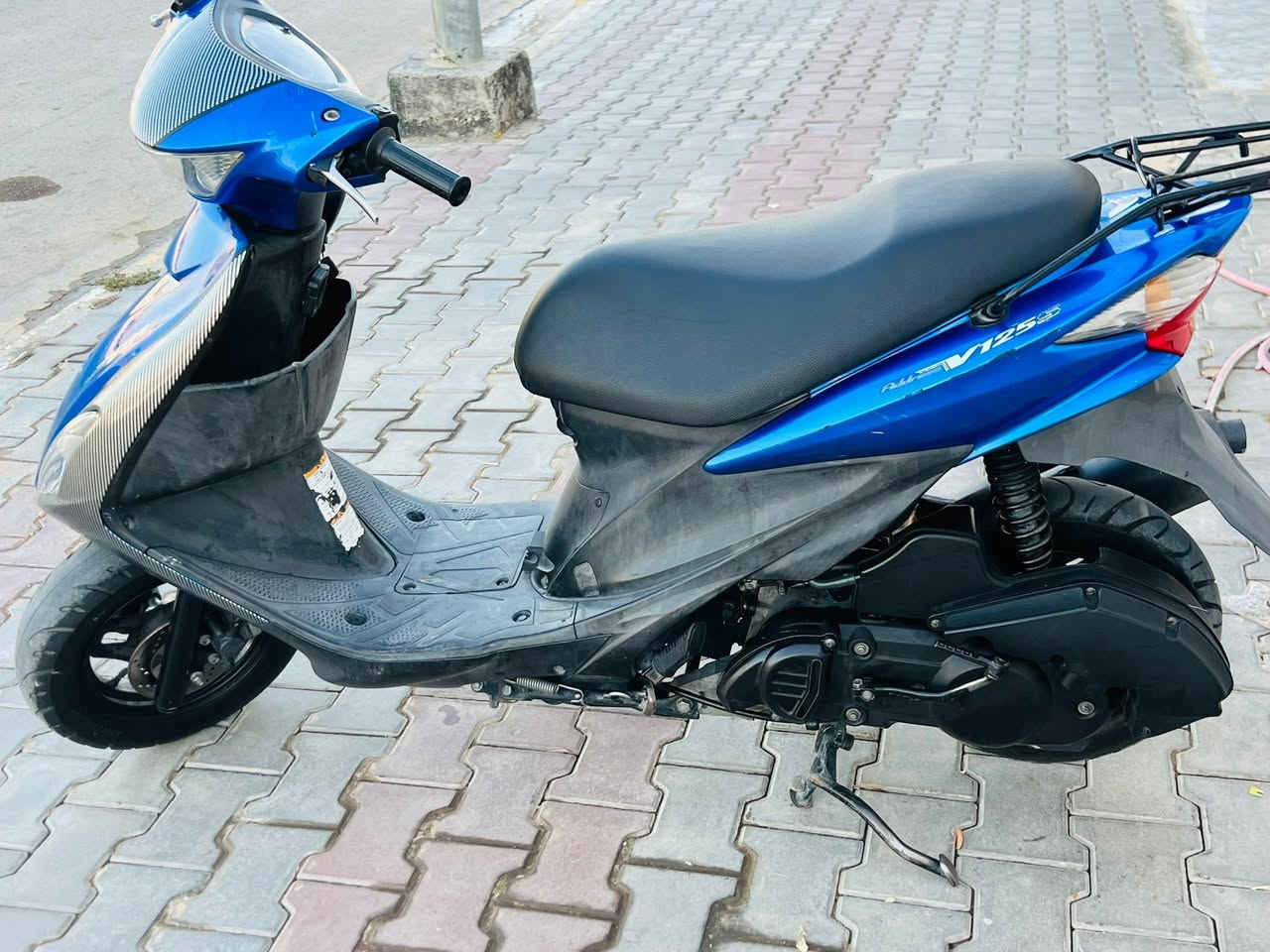 السلام عليكم ادرس حديث البيع الدراجه كفاله عامه كلشي مامفتوح بيها السعر 800الاستفسار الانتصال عله الرقم ***********

