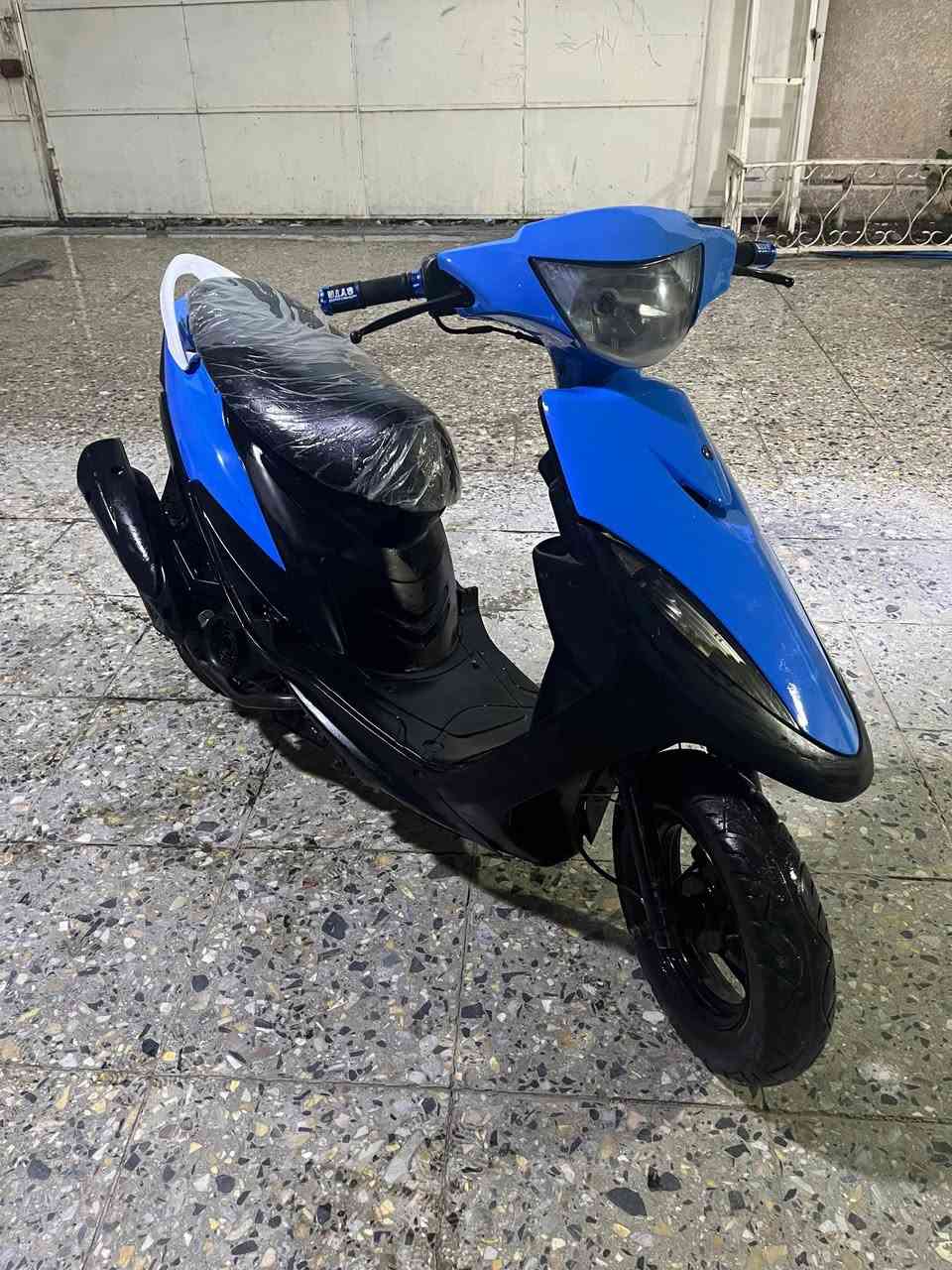 السلام عليكم
ماكس عدله سرعه 120 للبيع
محركها نضيف مابي صوت ولا تبخير ولا نضوح تجيب فيتر وتجي تفحص
كهربائيات كلها شغاله
سلف هندر دبل اشاير عالي ناصي البكلايت العداد مال سرعه كلها شغاله
بيها صالنصه رياضي fm بدون فصله على البلاد
 مابيها اي نقوصات 
نضافتها كدام عينك
 سعرها 650 وبيها مجال 🖤


**إذا كنت صاحب هذا الإعلان وتريد حذفه لأي سبب، رجاءا أرسل رسالة إلى الدعم الفني**