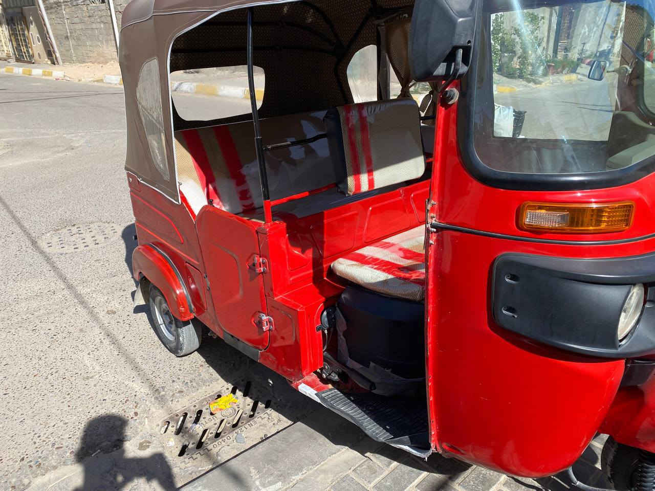 سلام عليكم تكتك موديل 22 شهر 8 رقم نكليزي  للبيع
التكتك بيها صفحه مرجعه وجاهزه تكتك نضيفه ومرتبه 
السعر 8 ملايين و 750 الف 
مكاني كربلاء ***********
