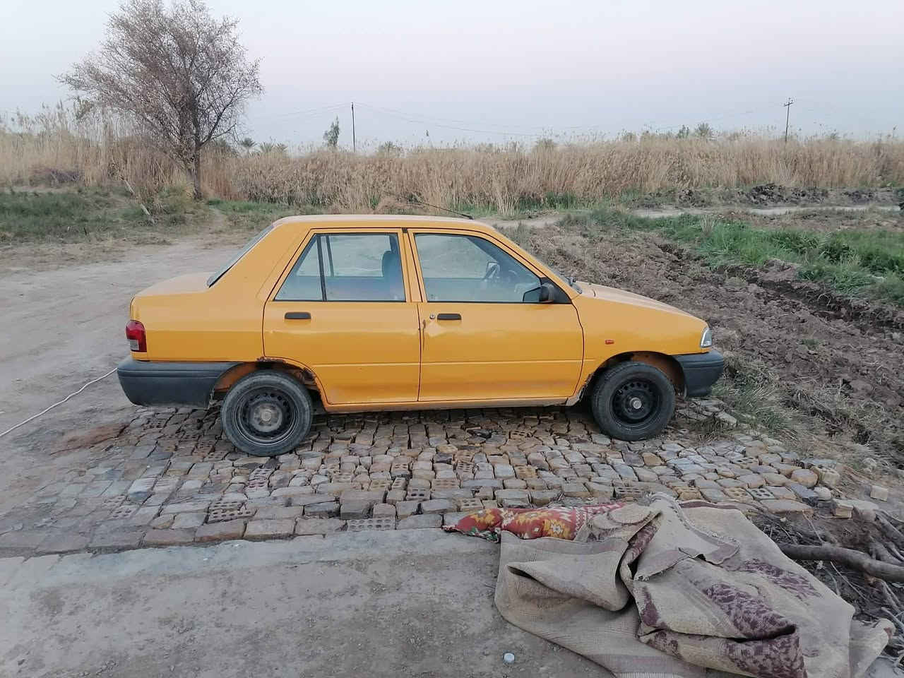 السلام عليكم سايبه موديل 18 جاهزه محرك كير بيه 3 اهلالات البارحه مسويهن سياره جديده السعر43 وبيه مجال المكان ديوانيه الحمزه الشرقي للاستفسار***********
